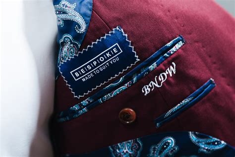 Add monogram